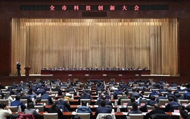 武汉：全力打造具有全国影响力的科技创新高地