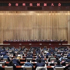 武汉：全力打造具有全国影响力的科技创新高地