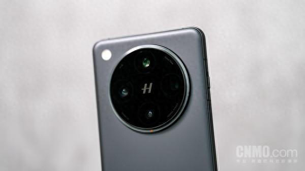 不想要大屏手机？这三款新机手感巨好 国补后最低3499