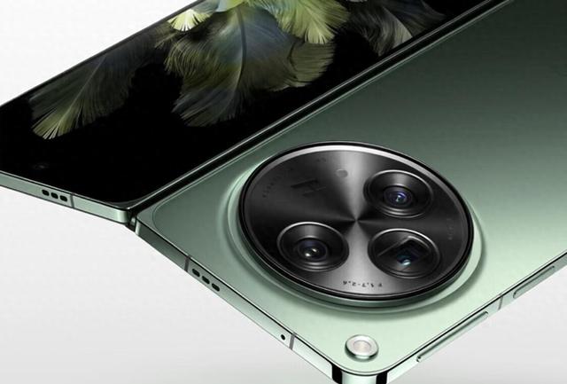 首款骁龙8至尊版折叠屏手机官宣