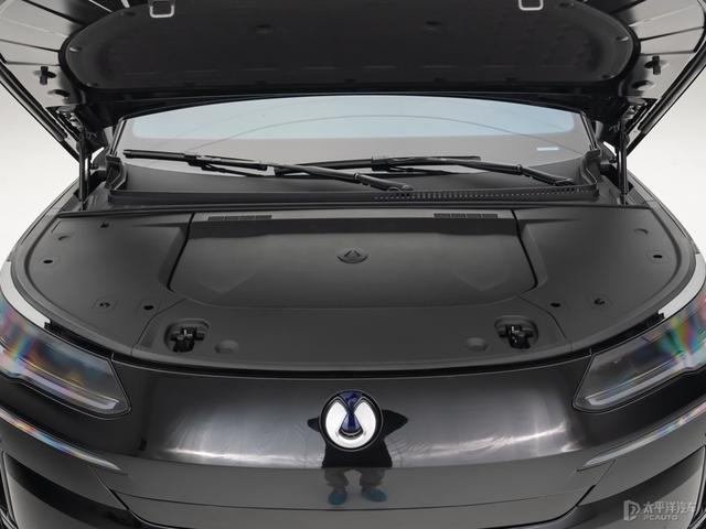 预售45-55万元 腾势N9开启预售 搭载易三方/零百3秒级/续航1300km