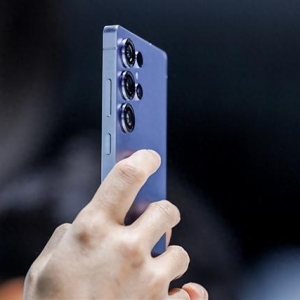 从智能中枢到超拟人助手：三星Galaxy S25系列揭示手机未来形态