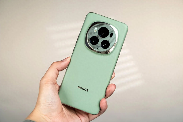 目前最适合捡漏的4款手机，堪称行业最佳，用五年不换都没问题