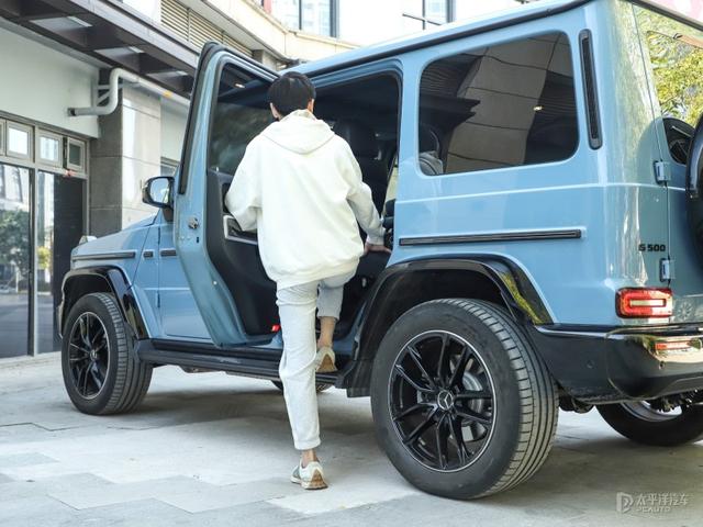 历久弥新更与时俱进 试驾新款奔驰G500