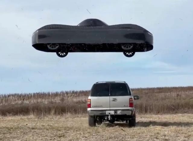 售价217万元的飞行汽车，起飞了！垂直起降，无外露螺旋桨，马斯克参投，已有3300个订单