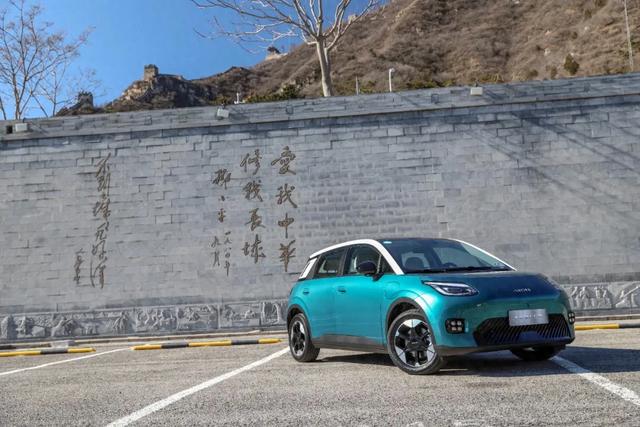 埃安UT 比速腾轴距长！比BYD海豚大一圈！全球车型8万多！要卖爆？