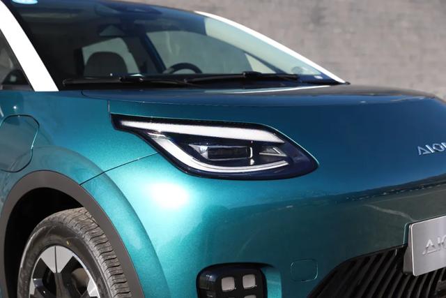 埃安UT 比速腾轴距长！比BYD海豚大一圈！全球车型8万多！要卖爆？