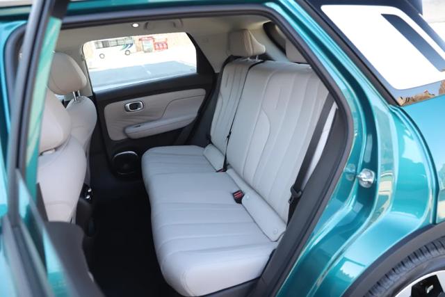 埃安UT 比速腾轴距长！比BYD海豚大一圈！全球车型8万多！要卖爆？