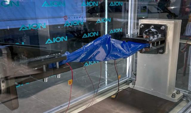 埃安UT 比速腾轴距长！比BYD海豚大一圈！全球车型8万多！要卖爆？