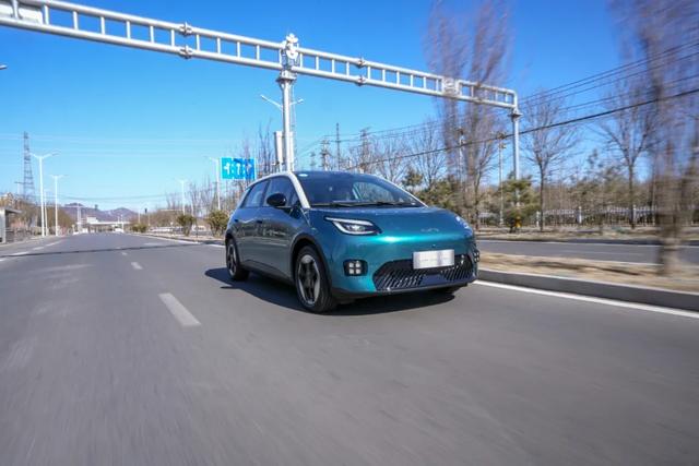 埃安UT 比速腾轴距长！比BYD海豚大一圈！全球车型8万多！要卖爆？