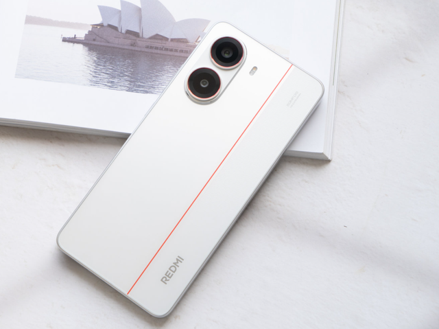 买对不买贵，2025年最值得入手的3款手机，几乎“零差评”