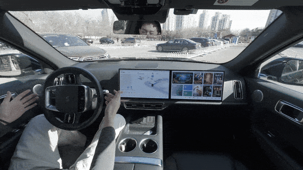 摊牌了，AI车神就是TA的艺名！理想汽车智驾实测