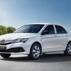 那些本来被骂惨 结果却逆天改命的汽车品牌