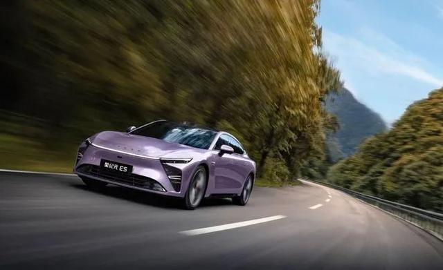 那些本来被骂惨 结果却逆天改命的汽车品牌