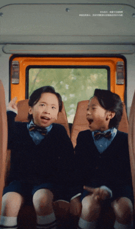 尊界V迈巴赫的对比测试，华为与奔驰围绕智能汽车展开激烈竞争