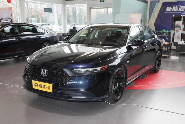 五款热门燃油车全面测评，谁才是你的菜？