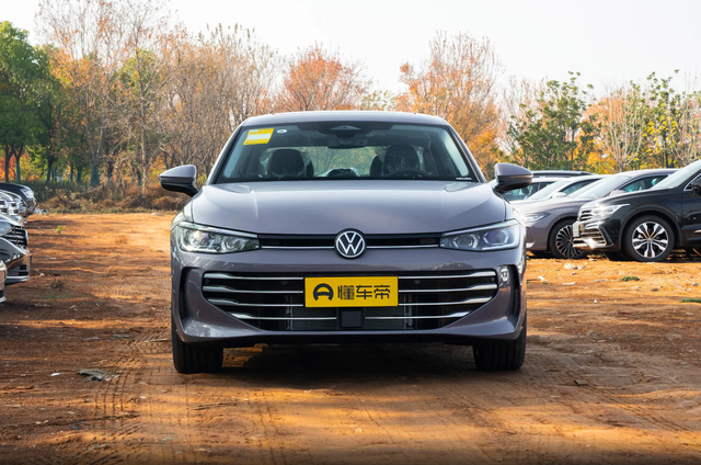 24年买早了！8款热门B级家轿优惠大增，2025年仅13万都可看