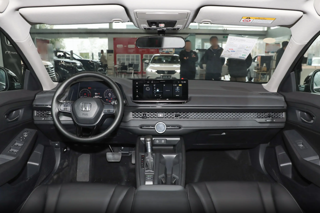 24年买早了！8款热门B级家轿优惠大增，2025年仅13万都可看