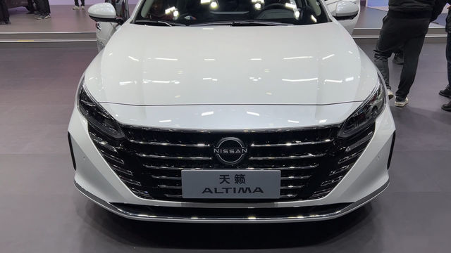 24年买早了！8款热门B级家轿优惠大增，2025年仅13万都可看