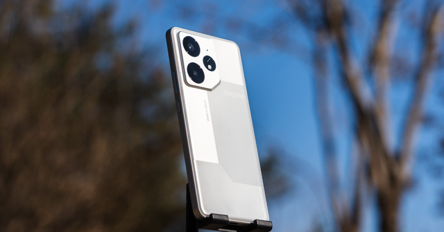 5款耐用性强的手机，机身耐摔还有高等级防水，最低仅1529元