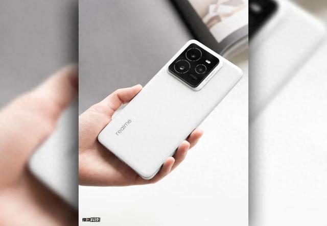 刚刚发布的512GB顶配手机，是来拆小米台的吧