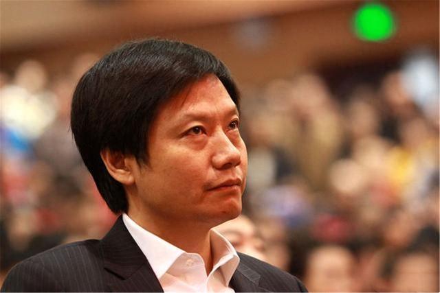 刚刚发布的512GB顶配手机，是来拆小米台的吧