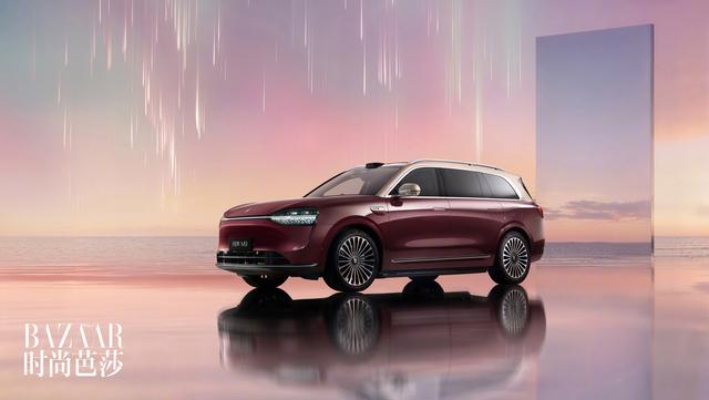 鸿蒙智行问界M9汽车2025款本月上市，“金瑞红”新色亮相