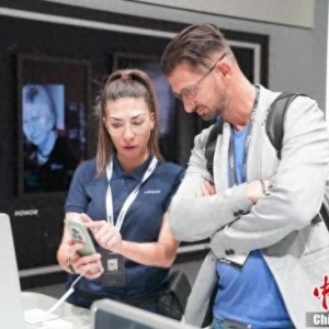 时隔两年手机市场止跌回升，今年迎来“换机潮”？