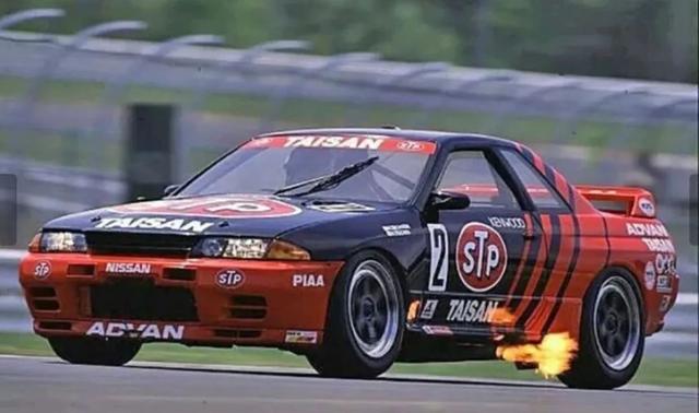 日本神车GT-R停产，小米汽车上神坛