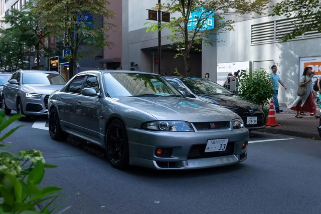 日本神车GT-R停产，小米汽车上神坛