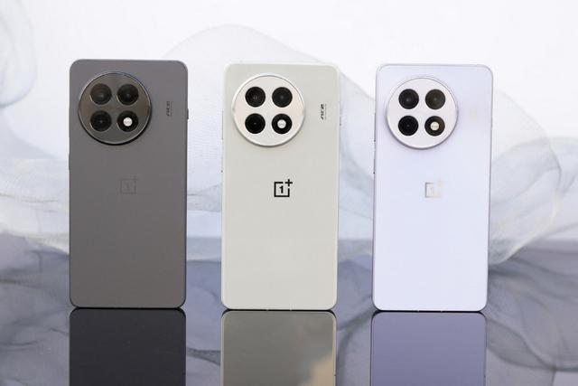 让DeepSeek推荐最超值国补手机，大家说这六款产品值吗？