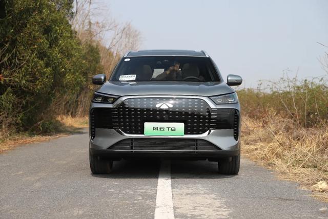 风云T8 插混中型SUV 9.99万起！5座/7座+续航破千！还看宋PLUS吗？