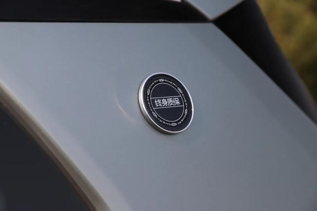 风云T8 插混中型SUV 9.99万起！5座/7座+续航破千！还看宋PLUS吗？