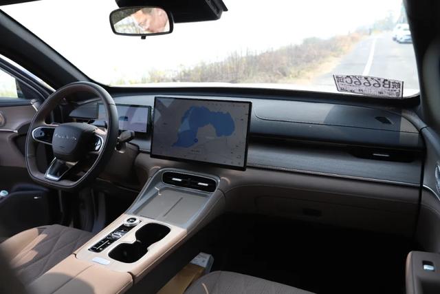 风云T8 插混中型SUV 9.99万起！5座/7座+续航破千！还看宋PLUS吗？