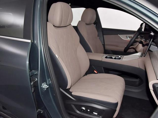 风云T8 插混中型SUV 9.99万起！5座/7座+续航破千！还看宋PLUS吗？