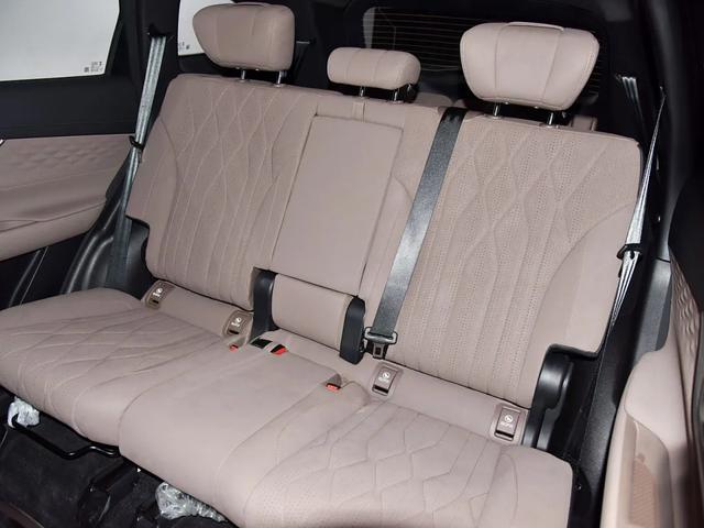 风云T8 插混中型SUV 9.99万起！5座/7座+续航破千！还看宋PLUS吗？