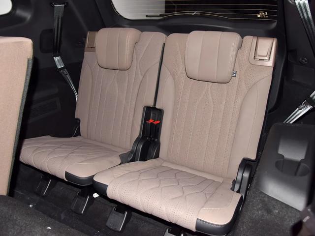 风云T8 插混中型SUV 9.99万起！5座/7座+续航破千！还看宋PLUS吗？