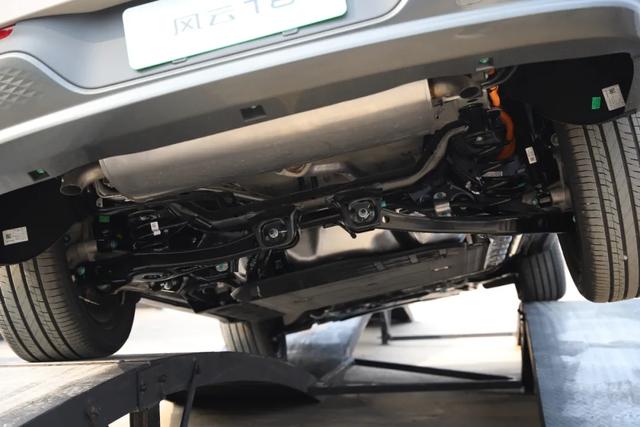 风云T8 插混中型SUV 9.99万起！5座/7座+续航破千！还看宋PLUS吗？