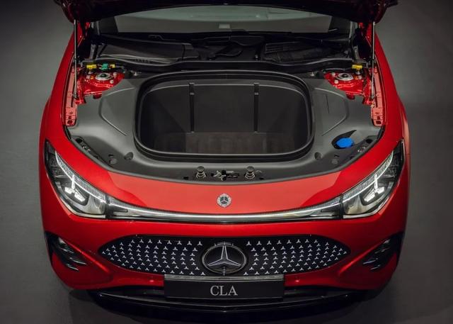 奔驰CLA 两挡变速高阶智驾，850公里续航！德系豪华轿跑，卷起来了