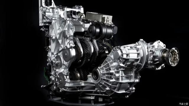 奔驰CLA 两挡变速高阶智驾，850公里续航！德系豪华轿跑，卷起来了