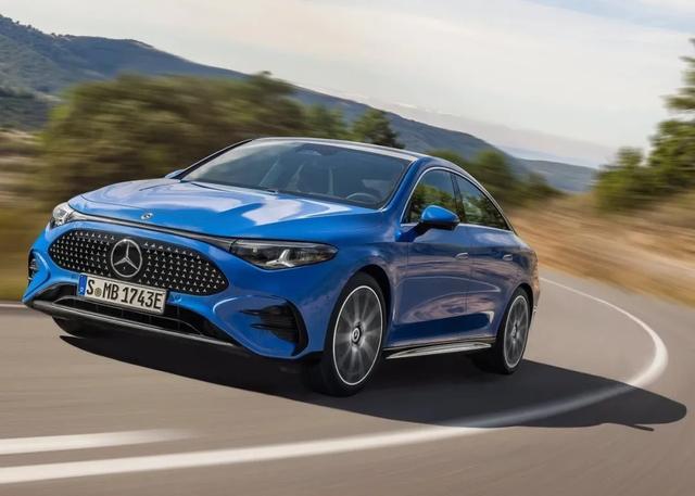 奔驰CLA 两挡变速高阶智驾，850公里续航！德系豪华轿跑，卷起来了