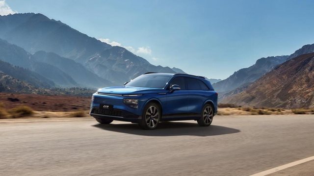 小鹏双车换代，给友商上强度？