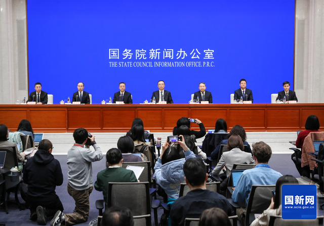 培育汽车消费新增长点！汽车业沸腾了