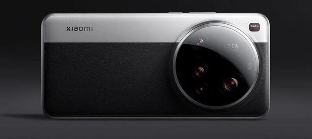 2.27发 小米15Ultra定档 | 余承东官宣原生鸿蒙新形态手机 3月发布