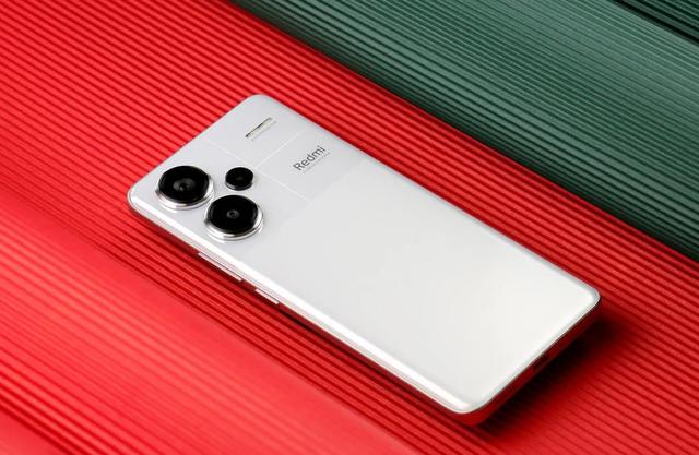 2025小米千元神机对决：天玑9300+/2K屏/120W快充闭眼买谁？