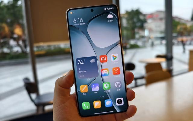 2025小米千元神机对决：天玑9300+/2K屏/120W快充闭眼买谁？