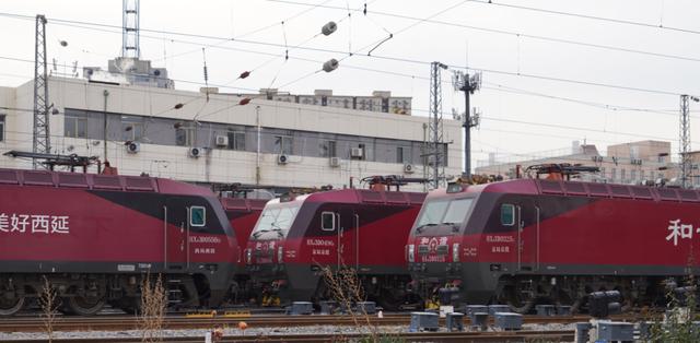 班组天地｜单位给车间每个员工发“手机”？背后的真相竟然是……