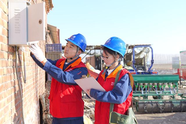 班组天地｜单位给车间每个员工发“手机”？背后的真相竟然是……