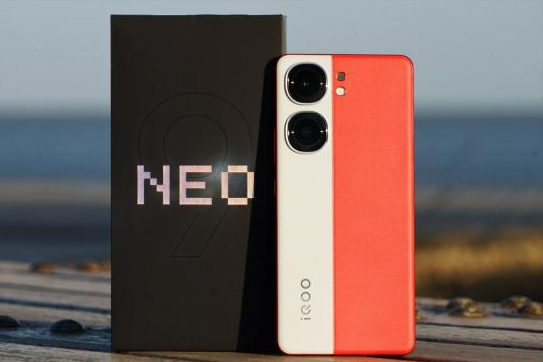 2025公认几乎“无差评”的4款手机，最低仅1699元，轻松用四五年