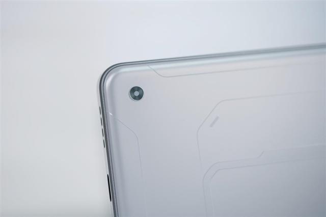 性能、续航双屠夫！真我Neo7 SE评测：2K档最懂年轻人的电竞手机